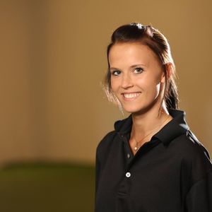 Meet your Posher, Nina